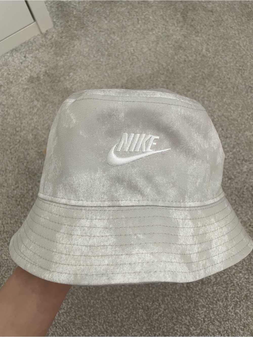 Nike Tie-Dye Bucket Hat – S/M | Like New